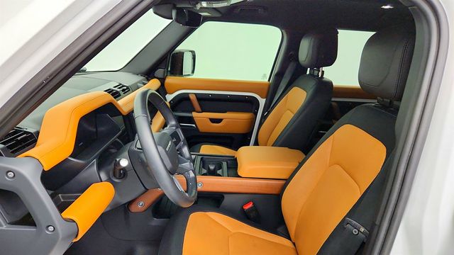 2023 Land Rover Defender 110 X-Dynamic SE AWD w/ Air Suspension Pkg & Ext Leather - 23036419 - 20