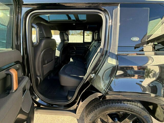 2023 Land Rover Defender 110 X-Dynamic SE/ColdClimatePkg/Heated&CooledSeats/360Camera - 22732252 - 12