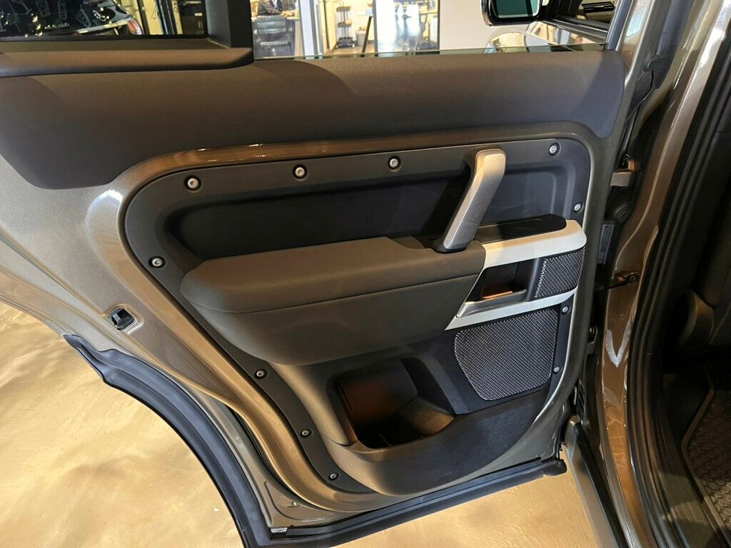 2023 Land Rover Defender 110X-DynamicSE/Htd&CldSeats/HtdSteerWheel/AirSuspension/PanoRoof - 22960917 - 22