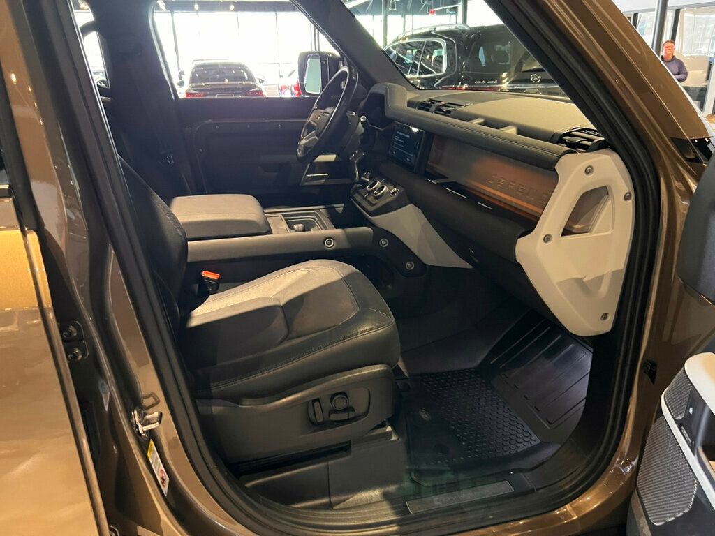2023 Land Rover Defender 110X-DynamicSE/Htd&CldSeats/HtdSteerWheel/AirSuspension/PanoRoof - 22960917 - 30
