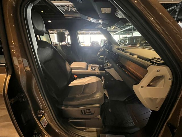 2023 Land Rover Defender 110X-DynamicSE/Htd&CldSeats/HtdSteerWheel/AirSuspension/PanoRoof - 22960917 - 31