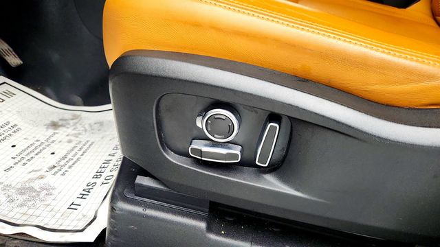 2023 Land Rover Defender 130 S AWD with 22’’ Wheels, Fixed Side Steps & Extended Leather - 22963440 - 11