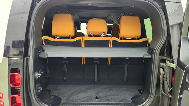 2023 Land Rover Defender 130 S AWD with 22’’ Wheels, Fixed Side Steps & Extended Leather - 22963440 - 21