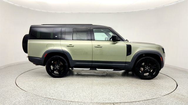 2023 Land Rover Defender 130 S AWD with 22’’ Wheels, Fixed Side Steps & Extended Leather - 22963440 - 3