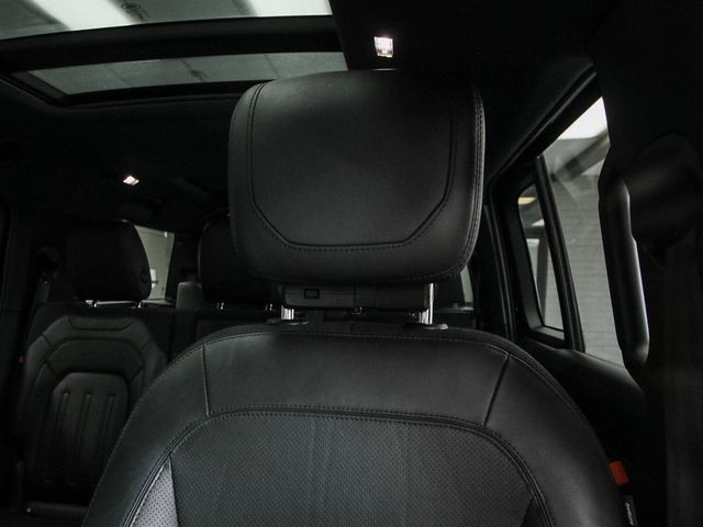 2023 Land Rover Defender 130 X AWD - 23055983 - 22