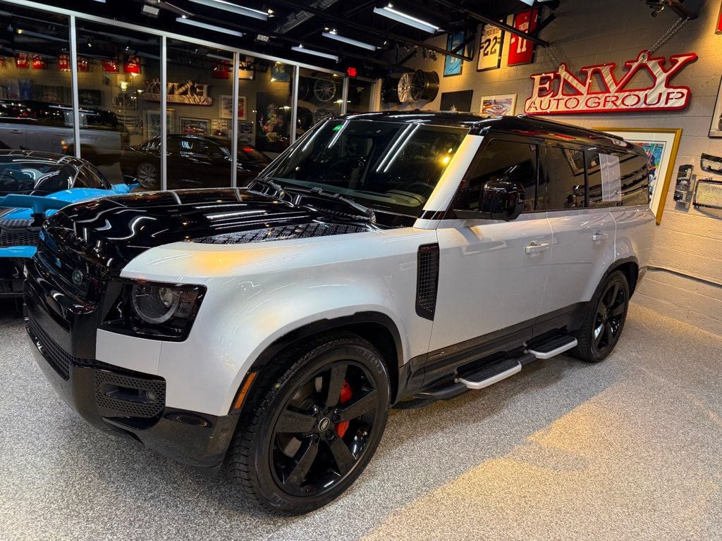 2023 Land Rover Defender 130 X photo 2