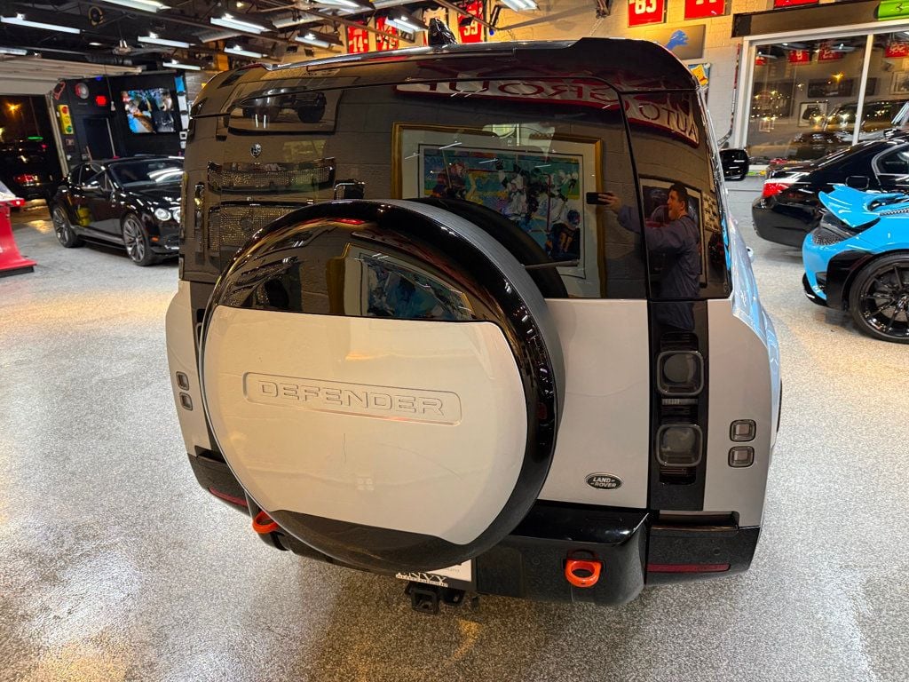 2023 Land Rover Defender 130 X photo 20