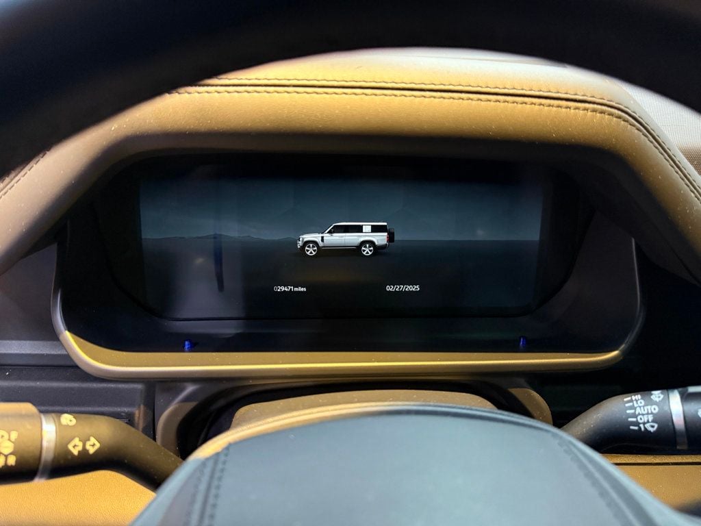 2023 Land Rover Defender 130 X photo 25