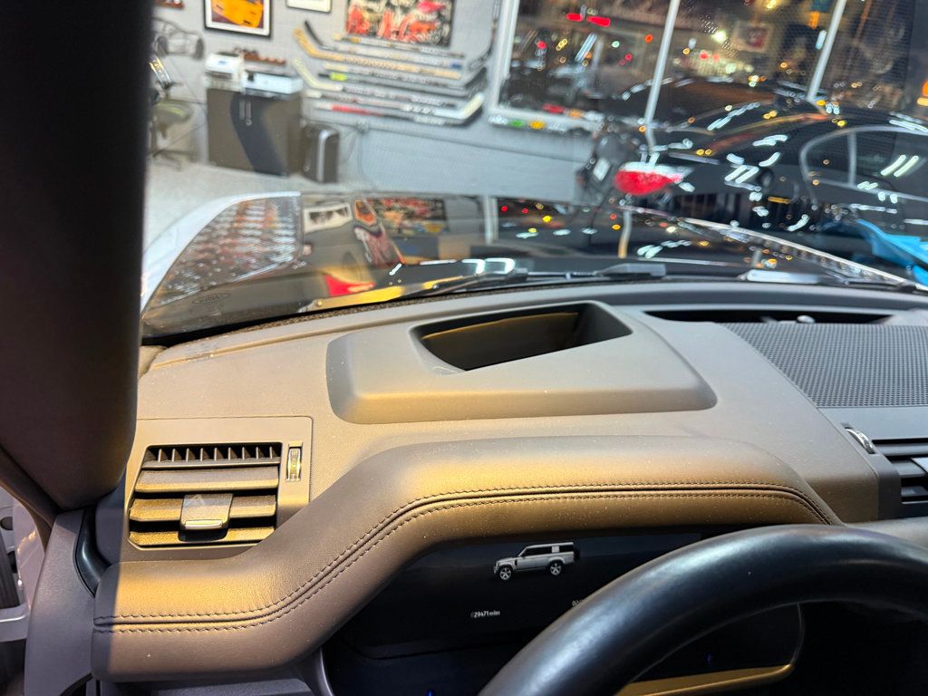 2023 Land Rover Defender 130 X photo 26
