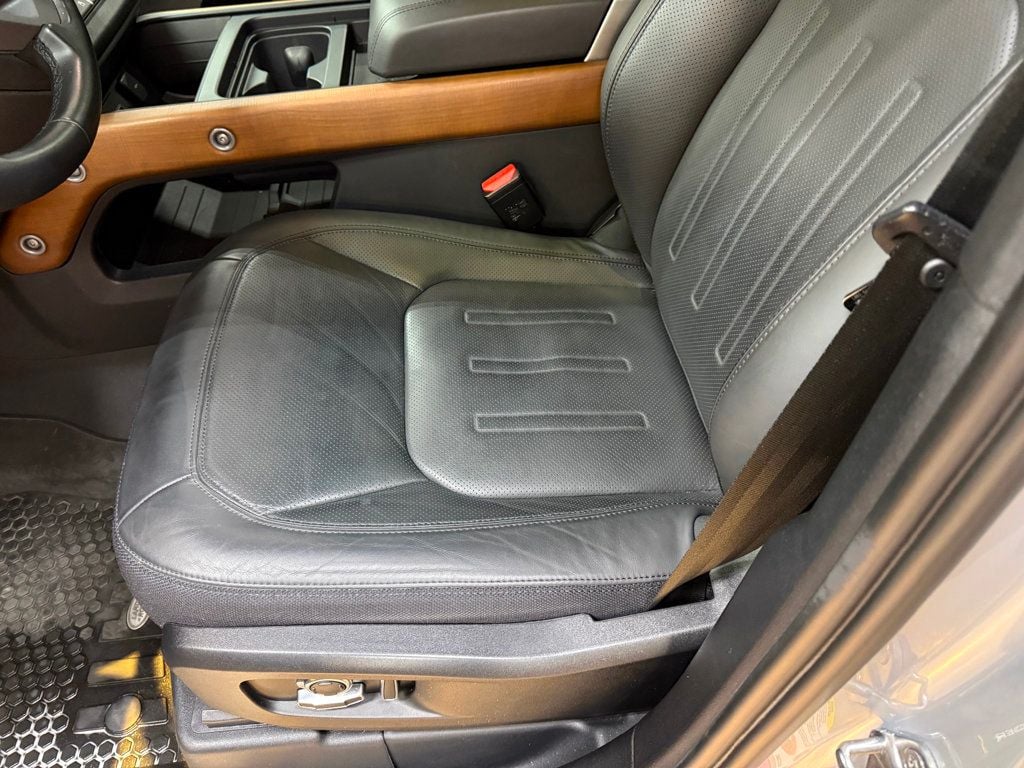 2023 Land Rover Defender 130 X photo 28