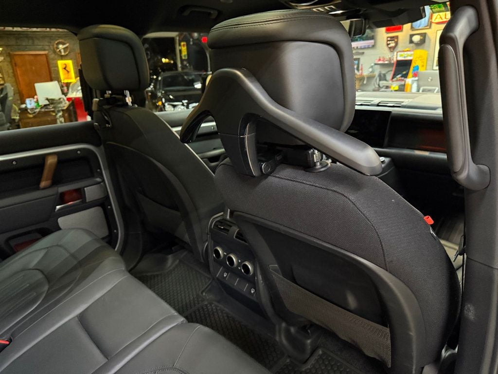 2023 Land Rover Defender 130 X photo 45