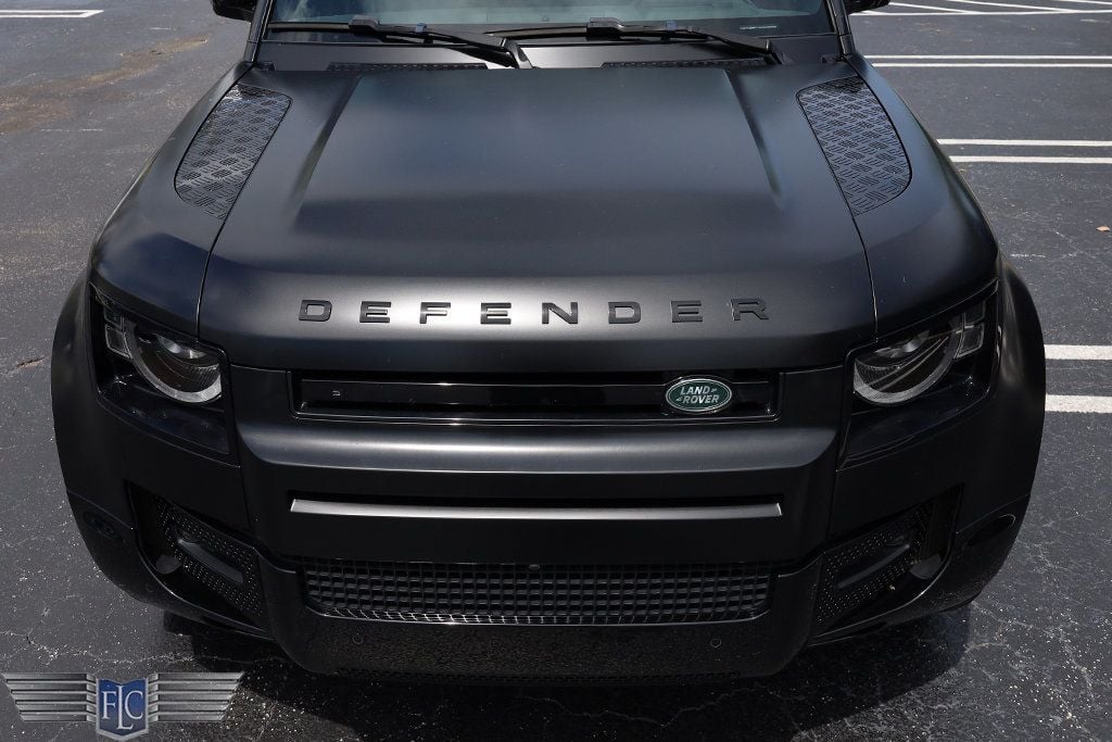 2023 Land Rover Defender 130 X AWD - 22916834 - 9