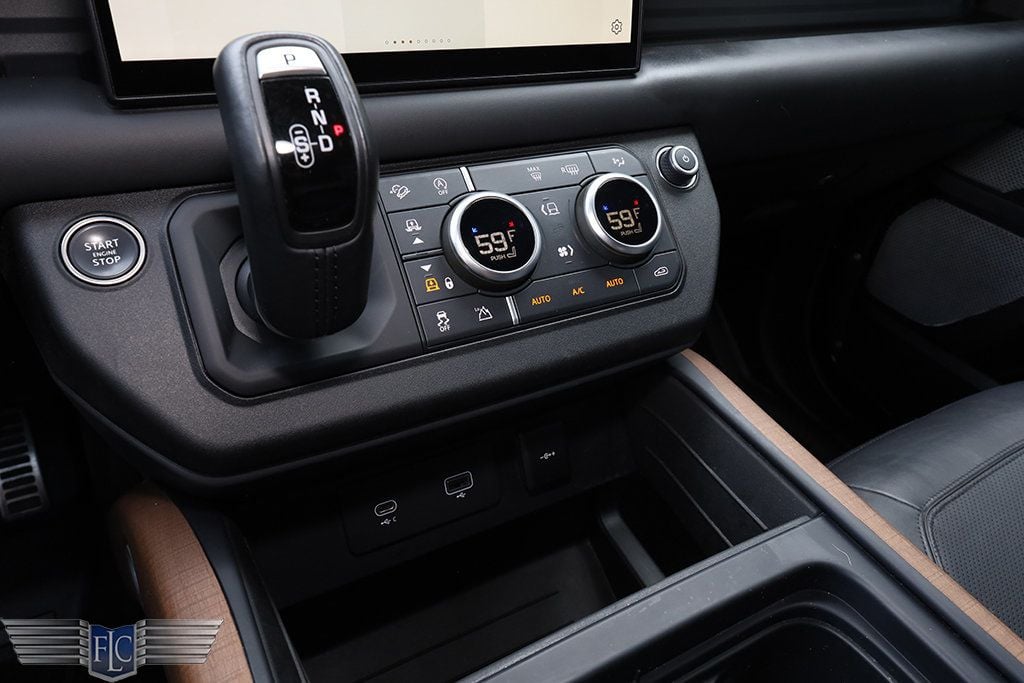 2023 Land Rover Defender 130 X AWD - 22916834 - 38