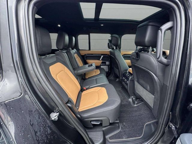 2023 Land Rover Defender 130 X-Dynamic SE AWD - 22950315 - 30