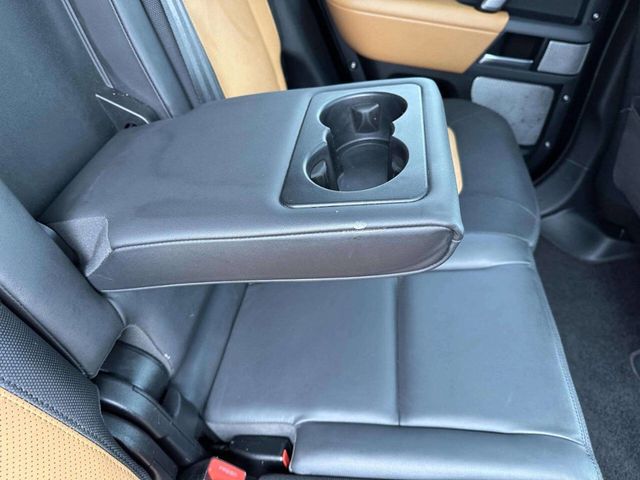 2023 Land Rover Defender 130 X-Dynamic SE AWD - 22950315 - 33