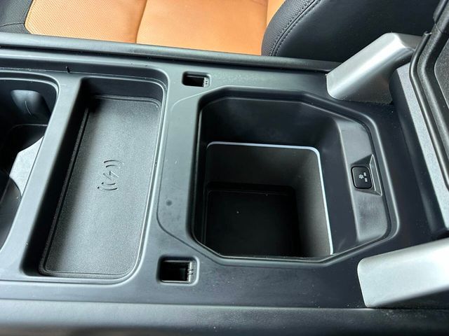 2023 Land Rover Defender 130 X-Dynamic SE AWD - 22950315 - 58