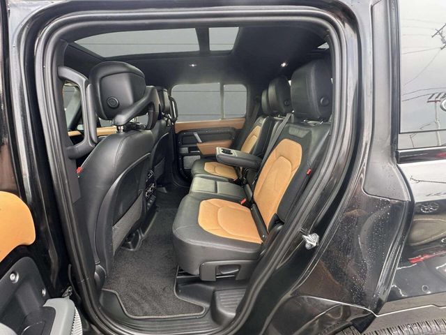 2023 Land Rover Defender 130 X-Dynamic SE AWD - 22969614 - 22