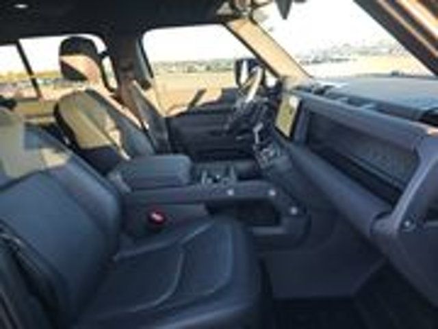 2023 Land Rover Defender 130-X-Dynamic/SE/ColdClimatePkg/PanoramicRoof/BlindSpot/NAV - 22936721 - 6