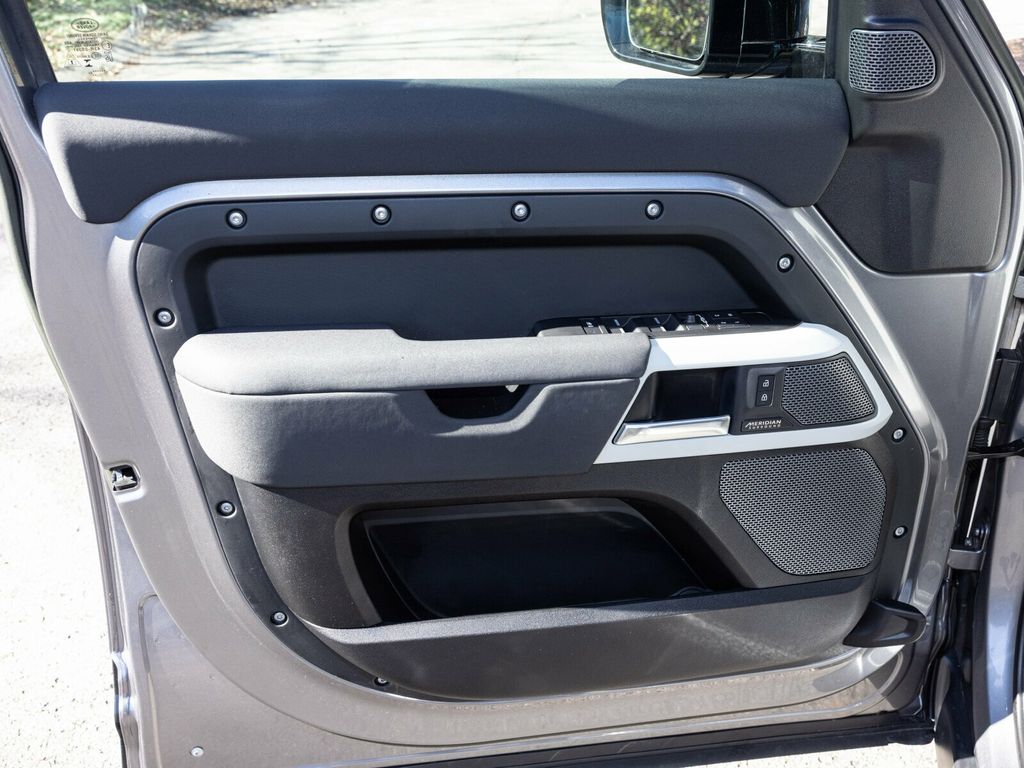 2023 Land Rover Defender Cold Climate Pack, Extended Black, Tow Hitch, 5095 Wheels - 22951878 - 24