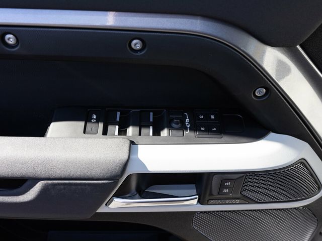 2023 Land Rover Defender Cold Climate Pack, Extended Black, Tow Hitch, 5095 Wheels - 22951878 - 25