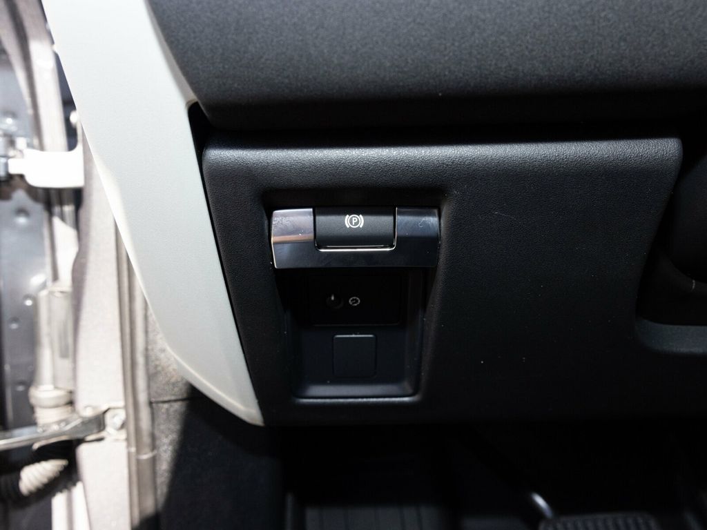 2023 Land Rover Defender Cold Climate Pack, Extended Black, Tow Hitch, 5095 Wheels - 22951878 - 33