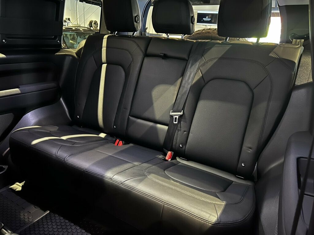 2023 Land Rover Defender LocalTrade/20"Wheels/WindsorLeather/MeridianSound/ColdClimatePkg - 23081938 - 12