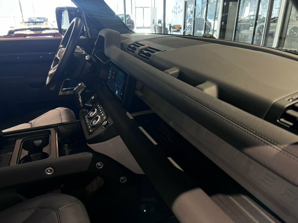 2023 Land Rover Defender LocalTrade/20"Wheels/WindsorLeather/MeridianSound/ColdClimatePkg - 23081938 - 20