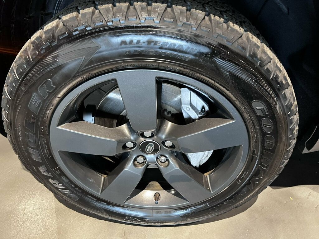 2023 Land Rover Defender LocalTrade/20"Wheels/WindsorLeather/MeridianSound/ColdClimatePkg - 23081938 - 24