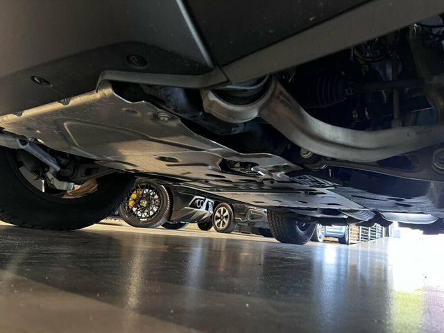 2023 Land Rover Defender LocalTrade/20"Wheels/WindsorLeather/MeridianSound/ColdClimatePkg - 23081938 - 29