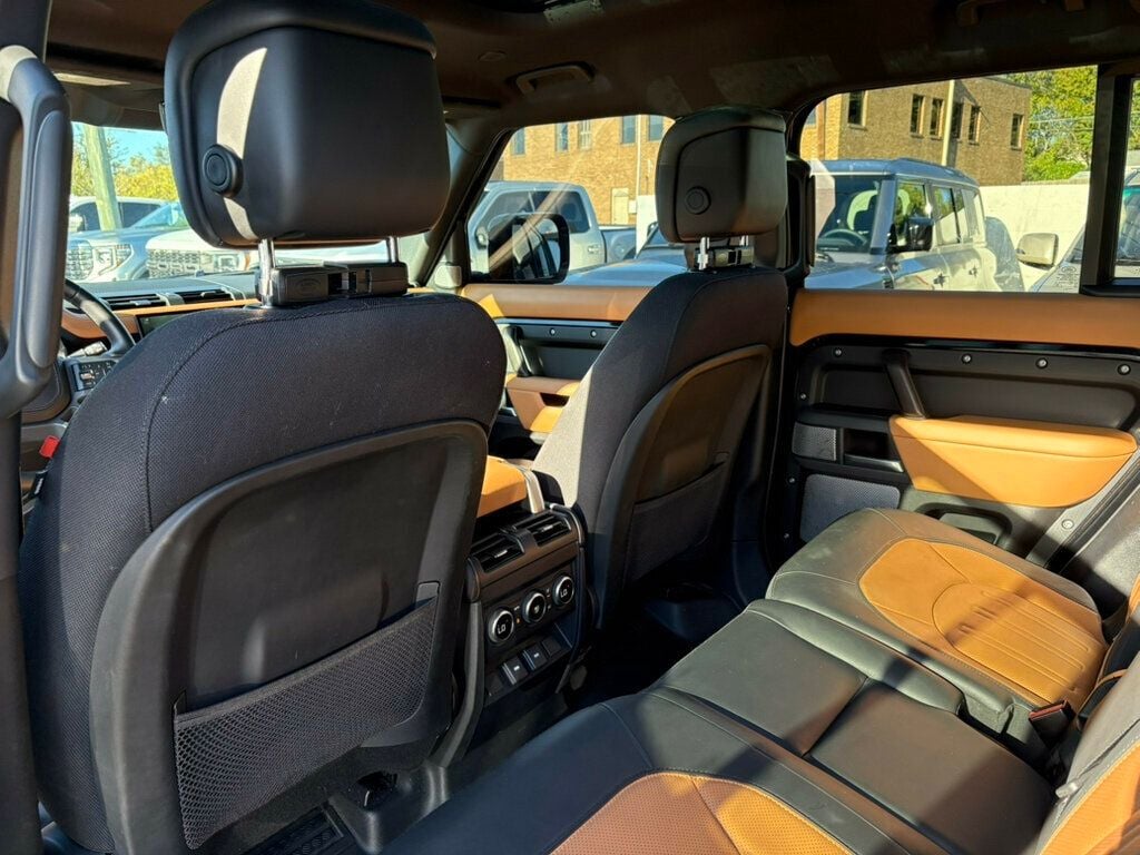 2023 Land Rover Defender Local Trade/Heated&Cooled Seats/Heads Up Display/Meridian Audio - 22933390 - 17