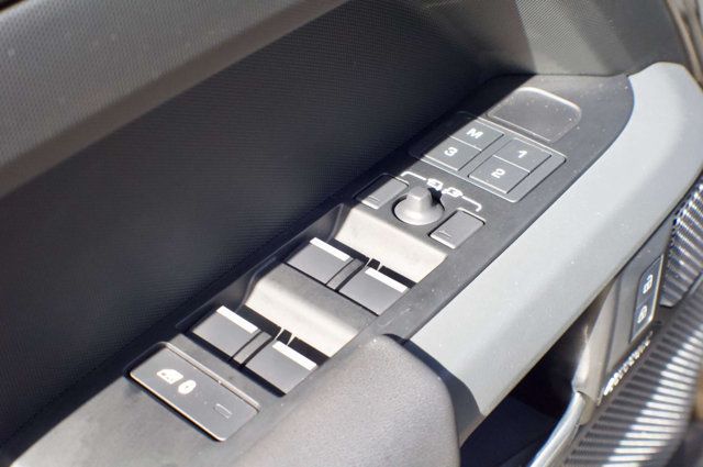 2023 Land Rover Defender Local Trade/X-Dynamic/Cold Climate Pkg/Family Pkg/Pano Roof - 23023509 - 38