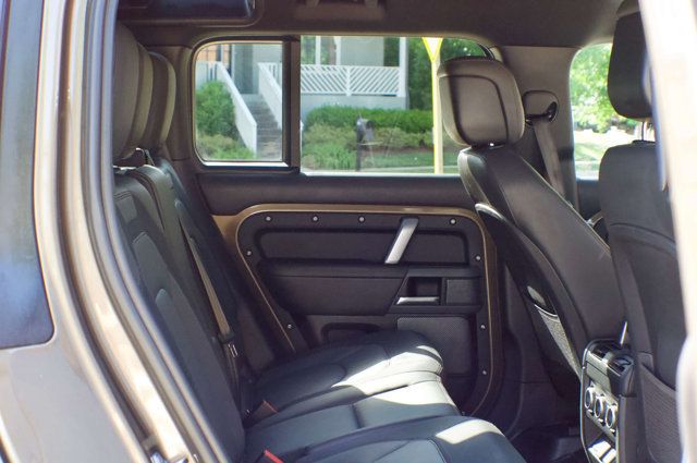 2023 Land Rover Defender Local Trade/X-Dynamic/Cold Climate Pkg/Family Pkg/Pano Roof - 23023509 - 51