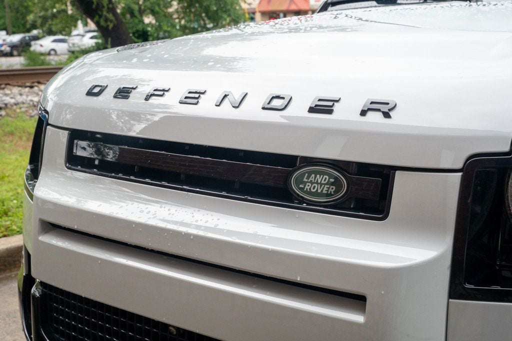 2023 Land Rover Defender MSRP$111260/V8-Heated&CooledSeats/BlindSpotMonitor/NAV - 23027430 - 10