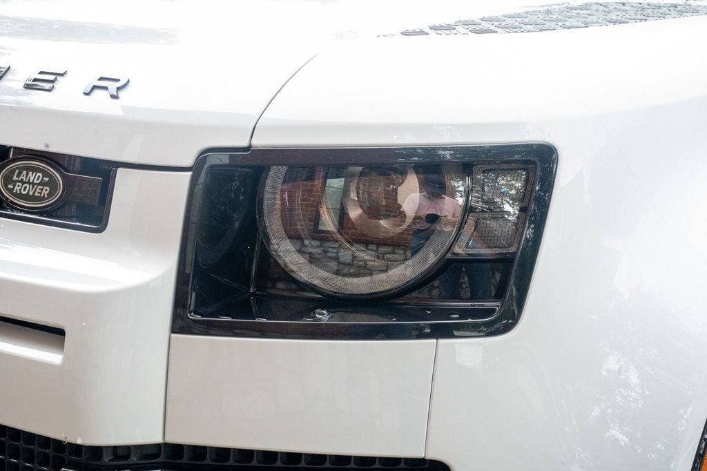 2023 Land Rover Defender MSRP$111260/V8-Heated&CooledSeats/BlindSpotMonitor/NAV - 23027430 - 12
