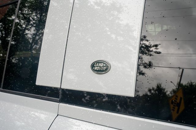 2023 Land Rover Defender MSRP$111260/V8-Heated&CooledSeats/BlindSpotMonitor/NAV - 23027430 - 16