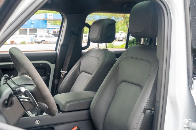 2023 Land Rover Defender MSRP$111260/V8-Heated&CooledSeats/BlindSpotMonitor/NAV - 23027430 - 23