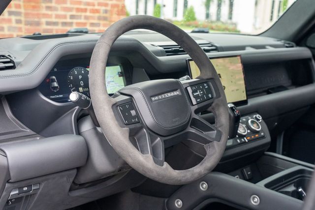 2023 Land Rover Defender MSRP$111260/V8-Heated&CooledSeats/BlindSpotMonitor/NAV - 23027430 - 24