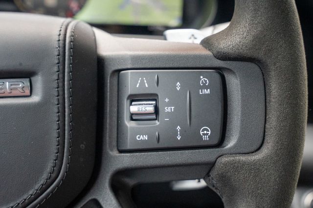 2023 Land Rover Defender MSRP$111260/V8-Heated&CooledSeats/BlindSpotMonitor/NAV - 23027430 - 26
