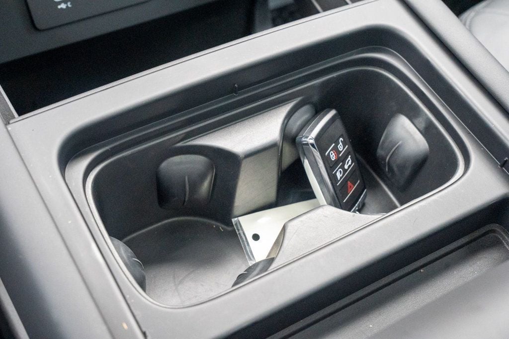 2023 Land Rover Defender MSRP$111260/V8-Heated&CooledSeats/BlindSpotMonitor/NAV - 23027430 - 38
