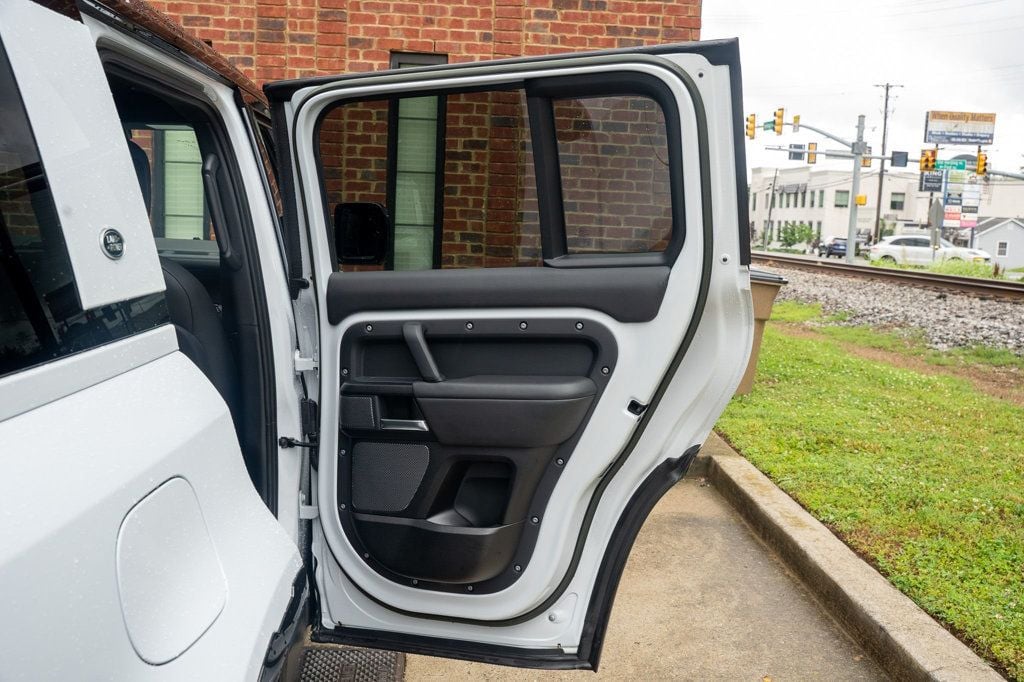 2023 Land Rover Defender MSRP$111260/V8-Heated&CooledSeats/BlindSpotMonitor/NAV - 23027430 - 51