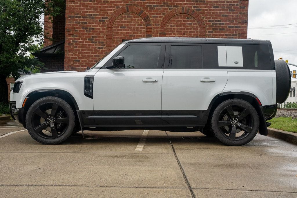 2023 Land Rover Defender MSRP$111260/V8-Heated&CooledSeats/BlindSpotMonitor/NAV - 23027430 - 7