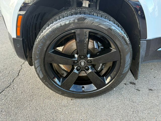 2023 Land Rover Defender MSRP$113,115/Heated&Cooled Seats/Blind Spot/Lane Keep Assist/NAV - 22968685 - 10