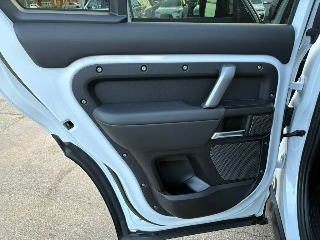 2023 Land Rover Defender MSRP$113,115/Heated&Cooled Seats/Blind Spot/Lane Keep Assist/NAV - 22968685 - 20