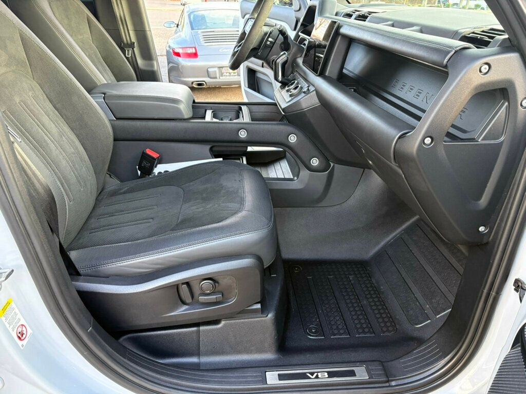 2023 Land Rover Defender MSRP$113,115/Heated&Cooled Seats/Blind Spot/Lane Keep Assist/NAV - 22968685 - 28