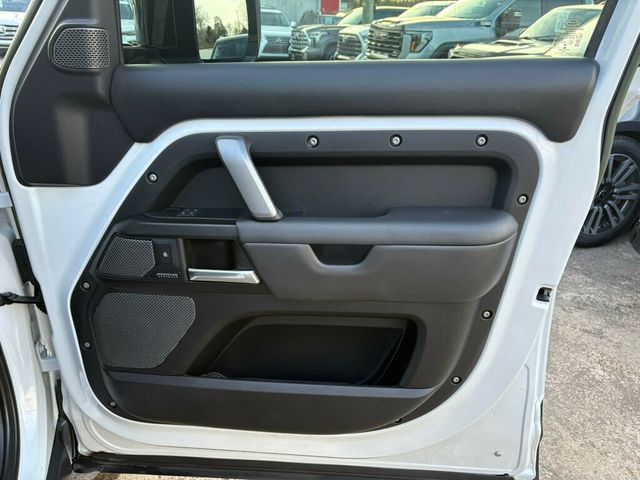 2023 Land Rover Defender MSRP$113,115/Heated&Cooled Seats/Blind Spot/Lane Keep Assist/NAV - 22968685 - 30