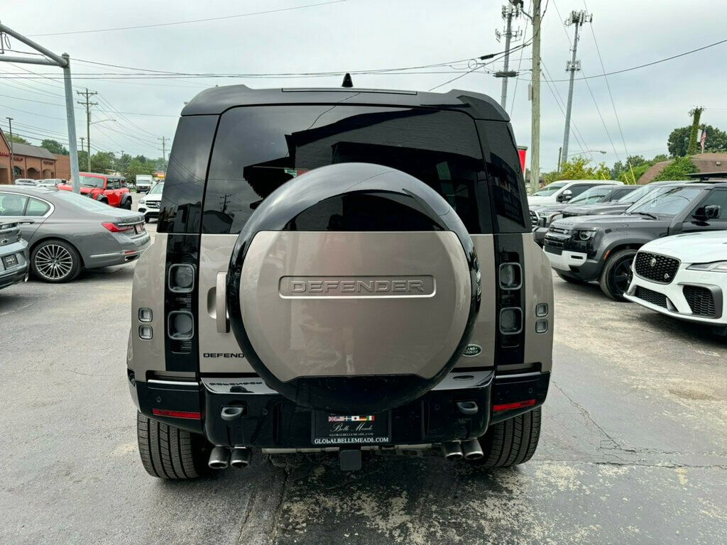 2023 Land Rover Defender MSRP$115305/110-V8/AdaptiveCruiseControl/BlindSpotMonitor/NAV - 22539460 - 3