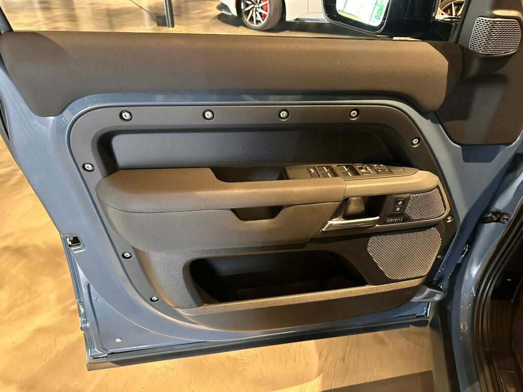 2023 Land Rover Defender MSRP$78275/110-X-Dynamic-SE/3rdRowSeats/Heated&CooledSeats - 22998253 - 15