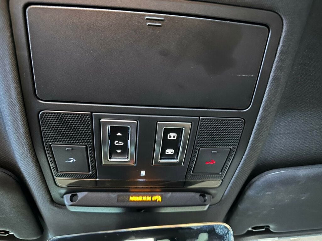 2023 Land Rover Defender MSRP$78275/110-X-Dynamic-SE/3rdRowSeats/Heated&CooledSeats - 22998253 - 23