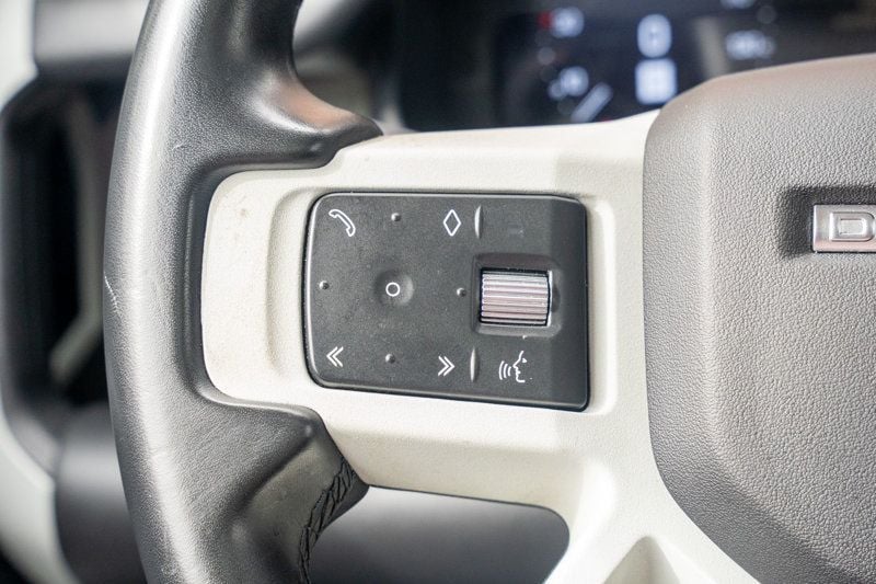 2023 Land Rover Defender MSRP$89645/ColdClimatePkg/Comfort&ConveniencePkg/NAV - 23025017 - 23