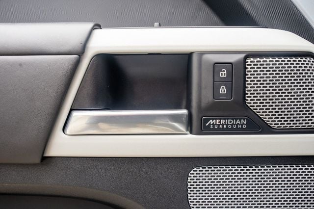 2023 Land Rover Defender MSRP$89645/ColdClimatePkg/Comfort&ConveniencePkg/NAV - 23025017 - 39